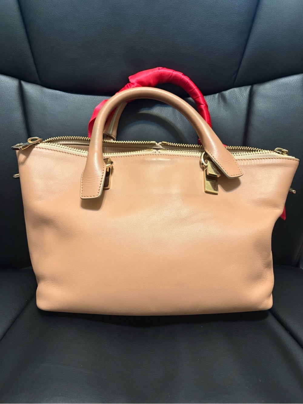 Chloe Baylee Bicolor leather hand bag
